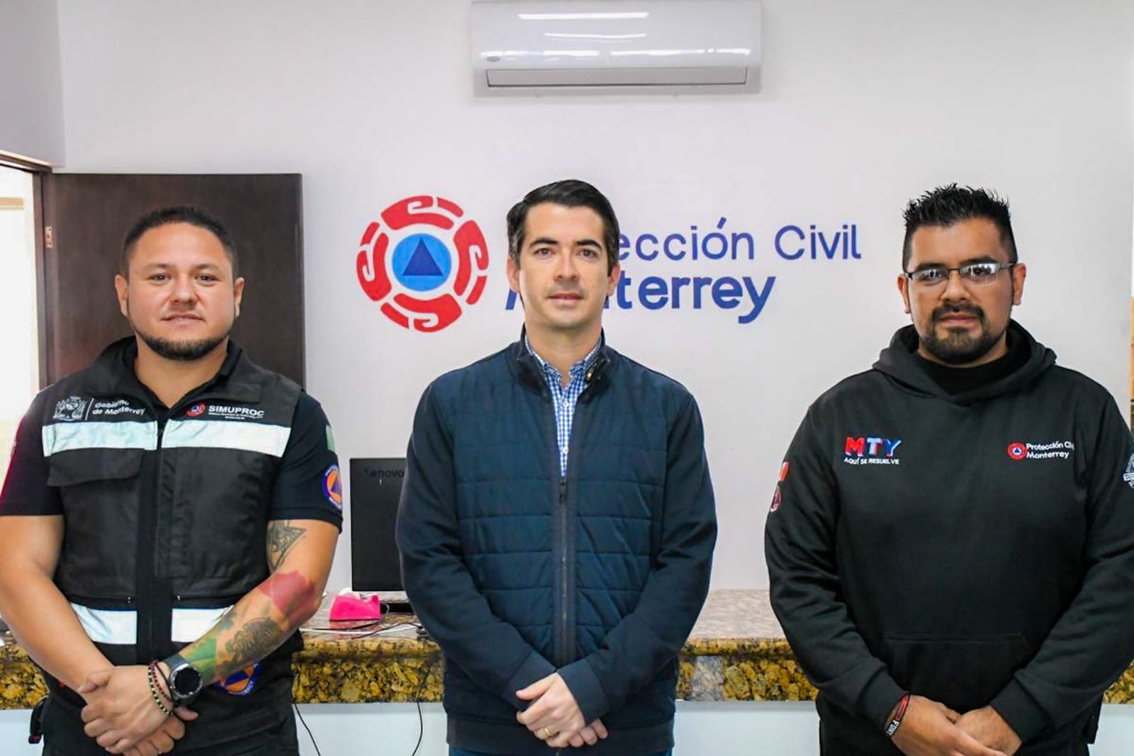 Supervisa Marcelo Segovia trabajos en el Centro de Comando de Protección Civil de Monterrey Supervisa Marcelo Segovia trabajos en el Centro de Comando de Protección Civil de Monterrey