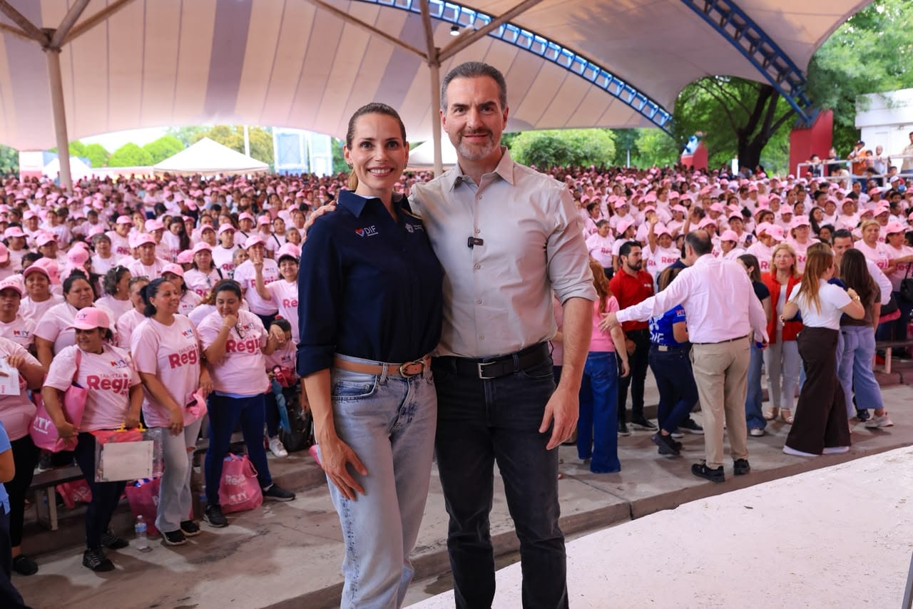Crece número de mujeres favorecidas con la Tarjeta Regia Plus Crece número de mujeres favorecidas con la Tarjeta Regia Plus